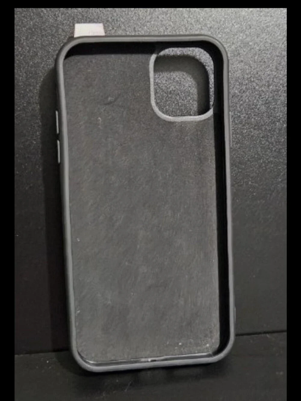 petitian iphone 13